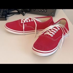 Low Top Women Vans in Red with White laces